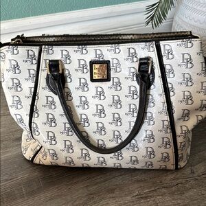 Dooney & Bourke White and Black Tote Bag